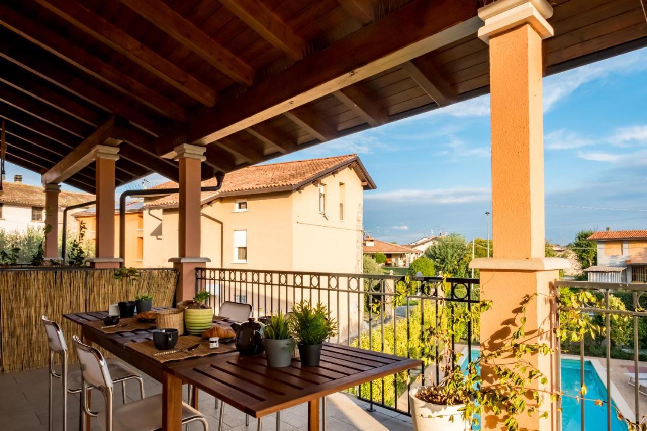 Residenza Oleandro Apartamento Desenzano del Garda Exterior foto
