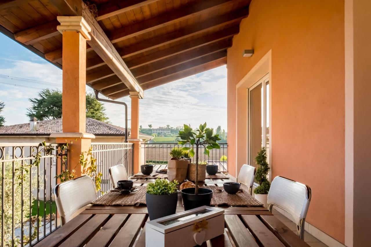 Residenza Oleandro Apartamento Desenzano del Garda Exterior foto