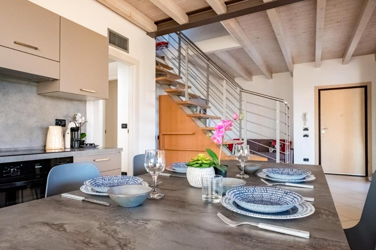 Residenza Oleandro Apartamento Desenzano del Garda Exterior foto
