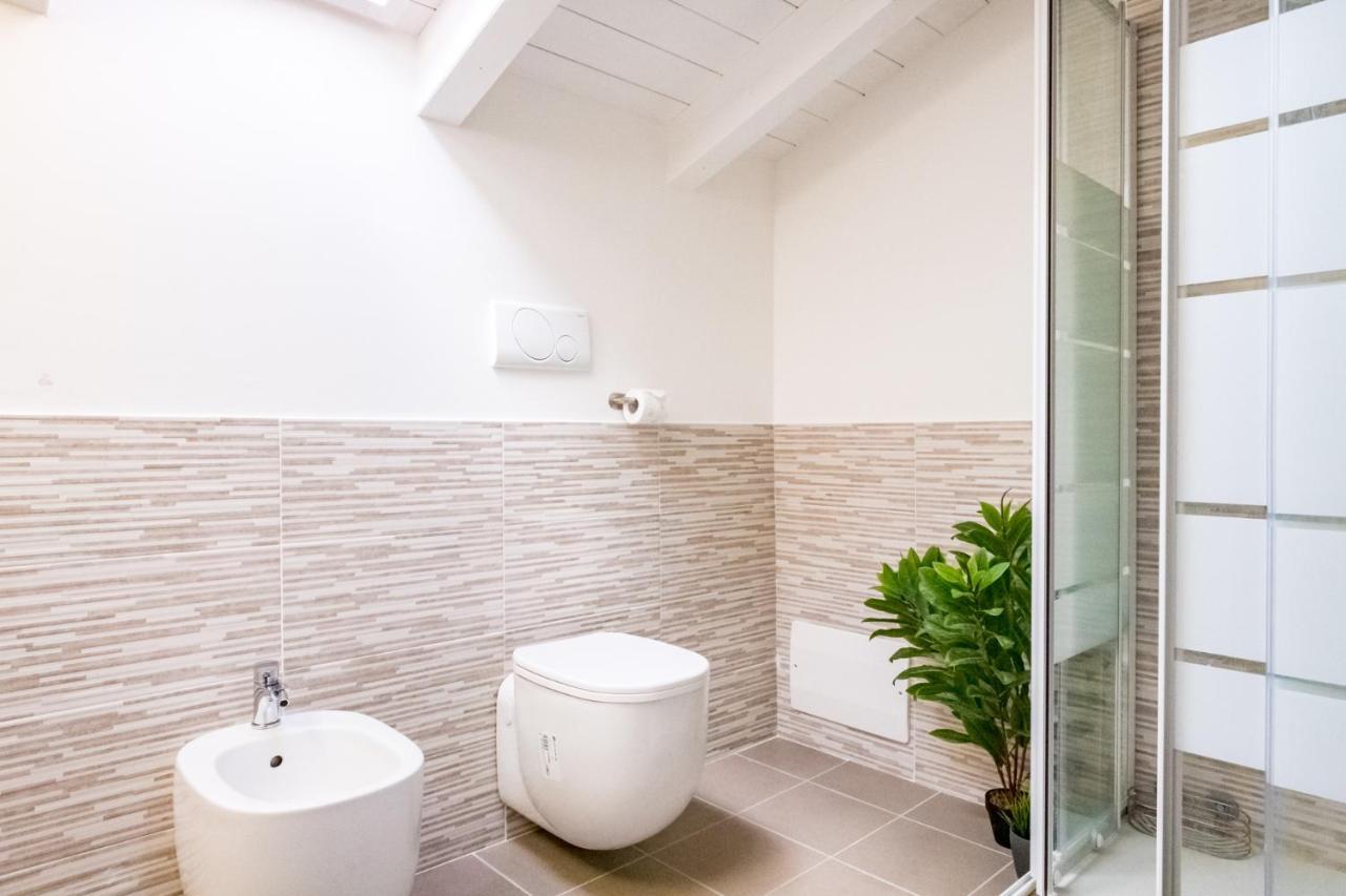 Residenza Oleandro Apartamento Desenzano del Garda Exterior foto