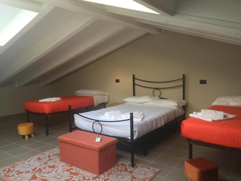 Residenza Oleandro Apartamento Desenzano del Garda Exterior foto